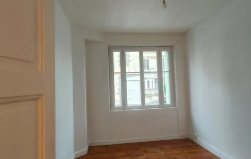 Location Clermont-Ferrand Appartement 66d6bc27f239