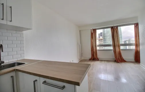 Location Courbevoie Appartement 66d6c35eac14