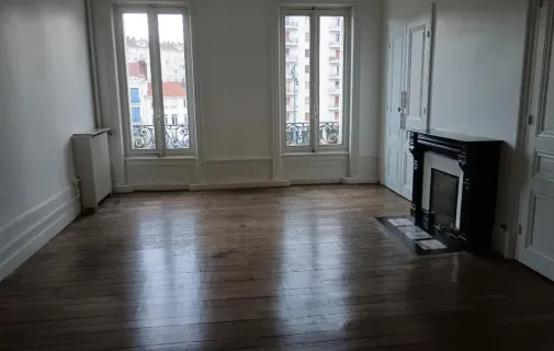 Location Saint-Étienne Appartement 66d85413e783