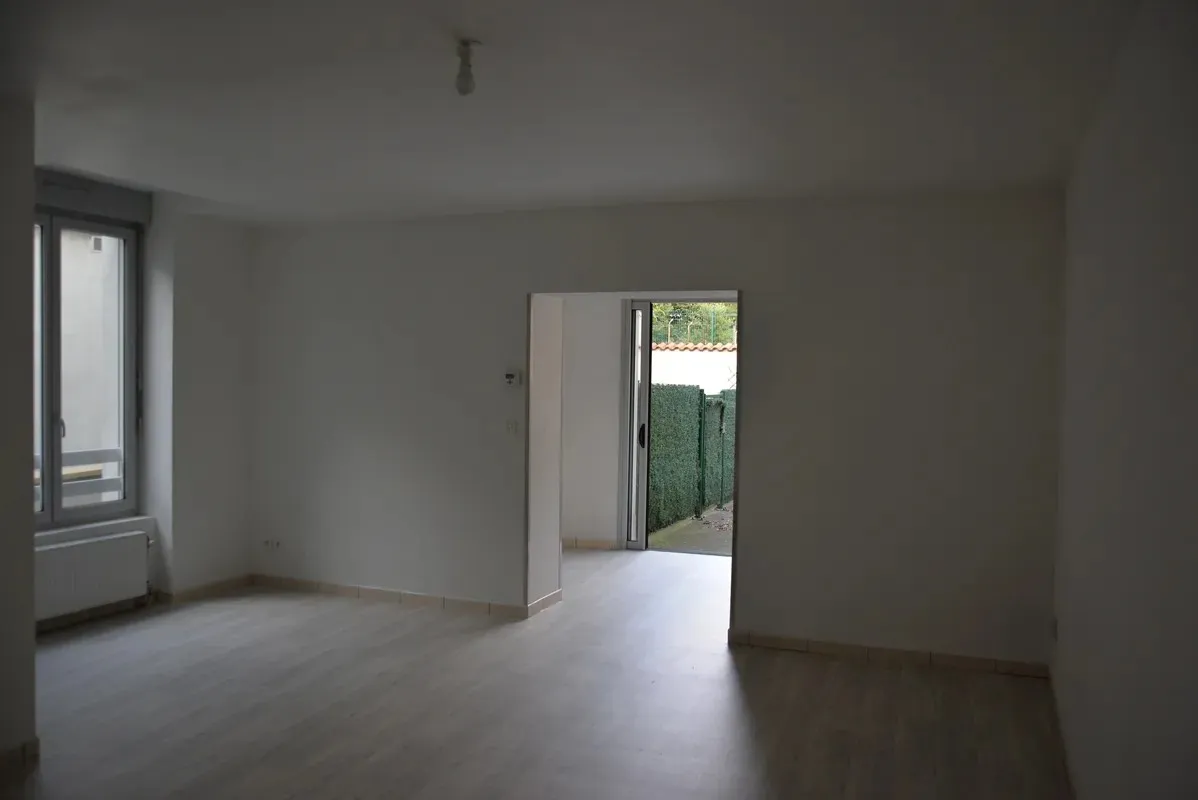 Location Lyon Appartement 66dec48356be