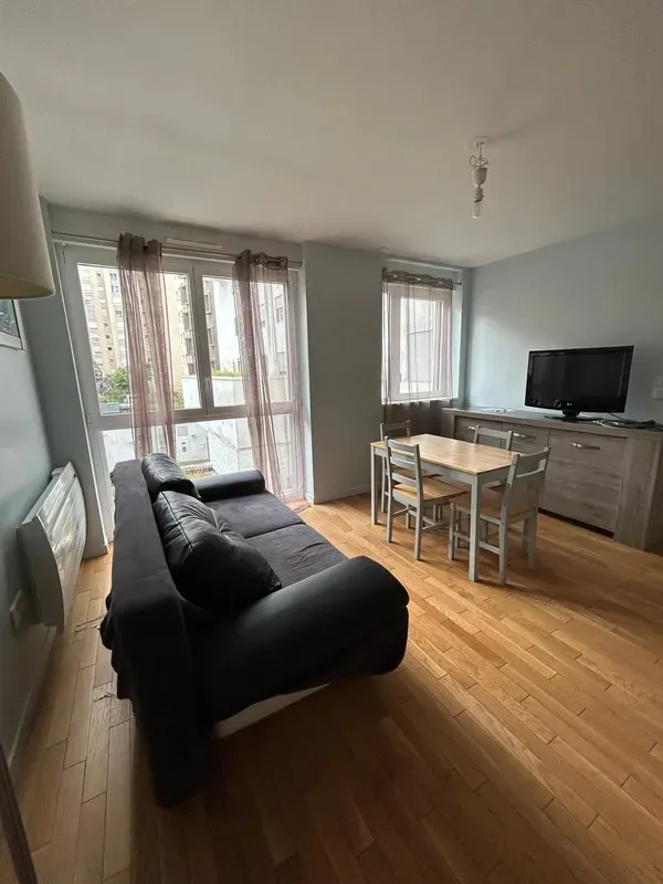 Location Courbevoie Appartement 66e2ca86bd1e