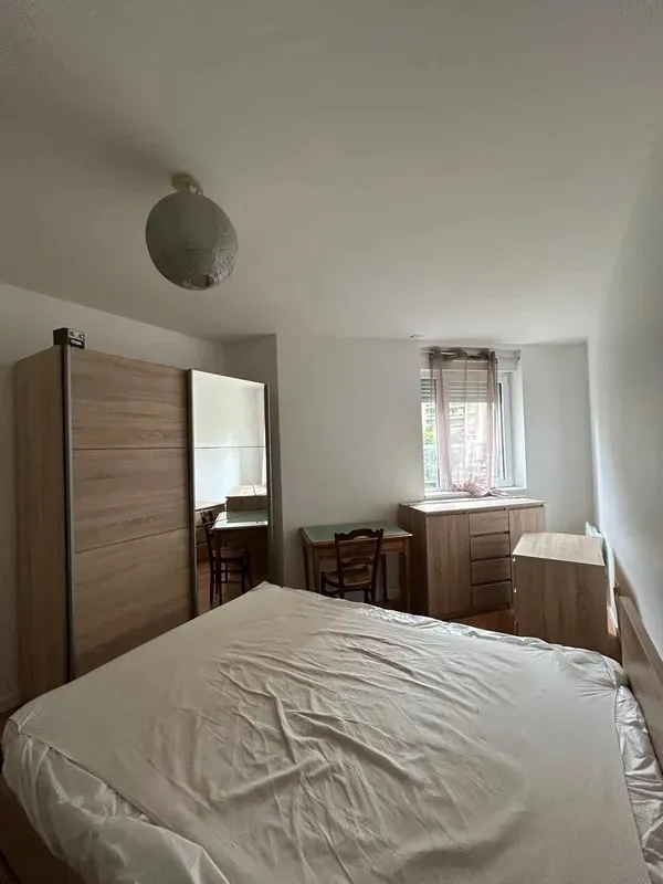 Location Courbevoie Appartement 66e2ca86bd1e