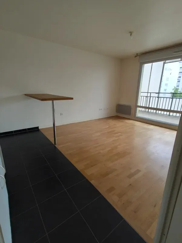 Location Asnières-sur-Seine Appartement 66e813a748b5