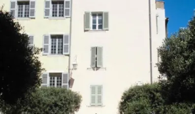 Location Toulon Appartement 66e9323e27de