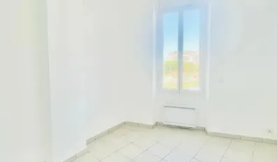 Location Marseille Appartement 66e95ab64674