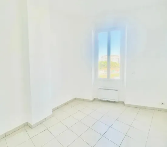 Location Marseille Appartement 66e95ab64674