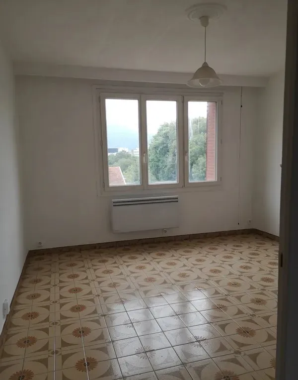 Location Grenoble Appartement 66f1417f39d5