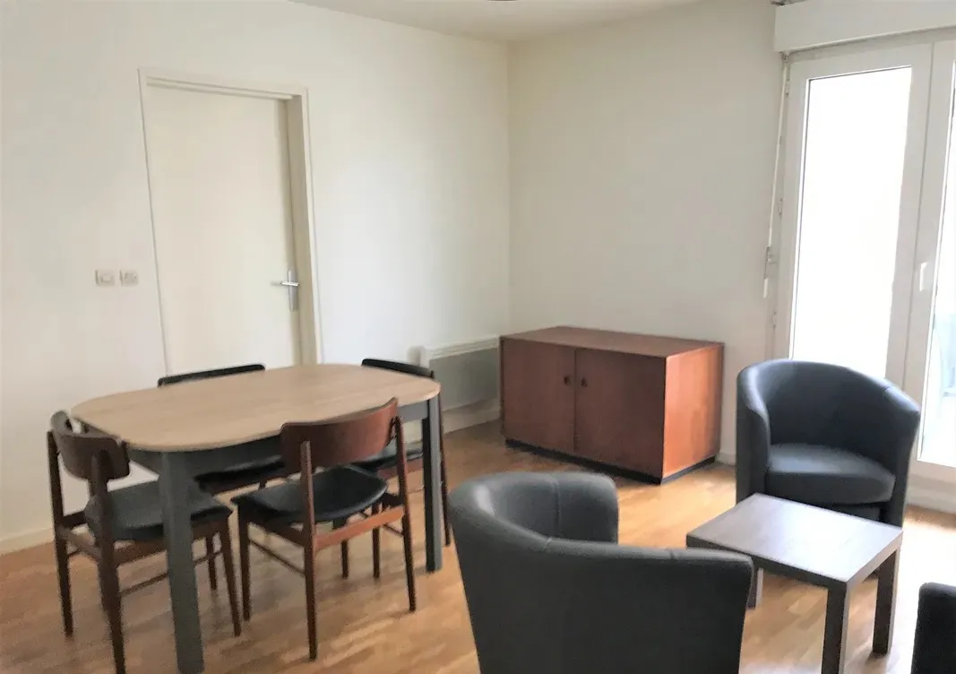 Location Courbevoie Appartement 66f17c663a23