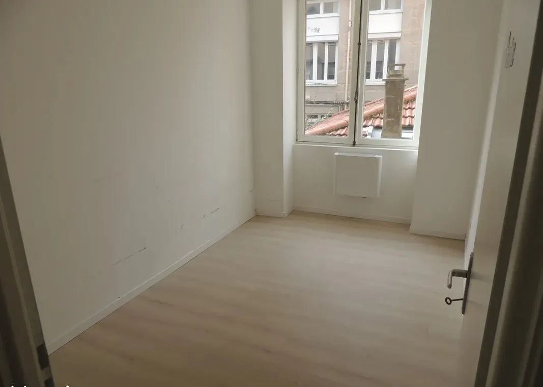 Location Saint-Étienne Appartement 66f28d6e9e54