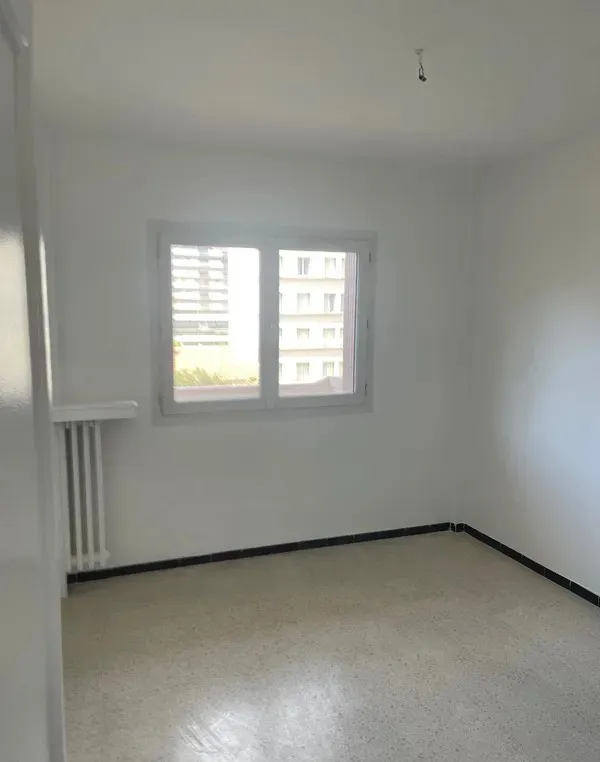 Location Toulon Appartement 66f67c6de5df