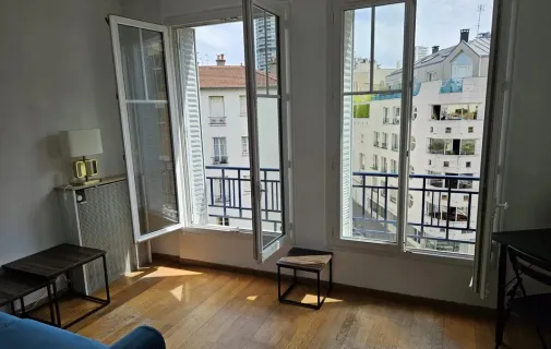 Location Paris Appartement 66fbf0d1374d