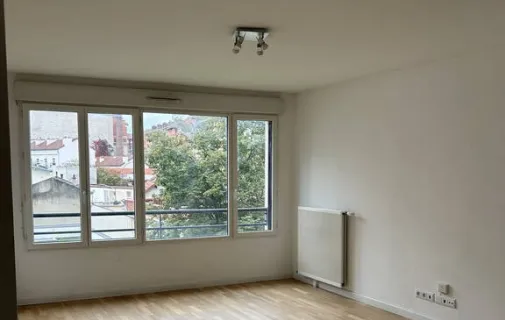 Location Ivry-sur-Seine Appartement 66ffb15d8ba2