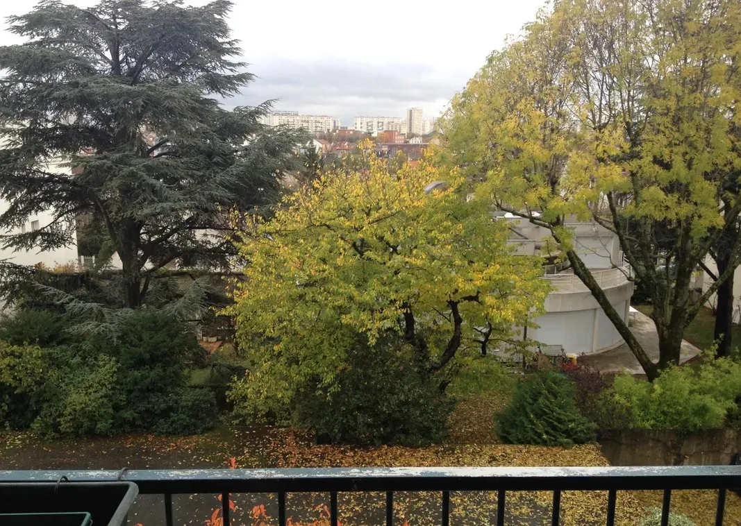 Location Issy-les-Moulineaux Appartement 66ffb9131cb8