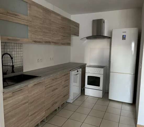 Location Nanterre Appartement 67079edb040b