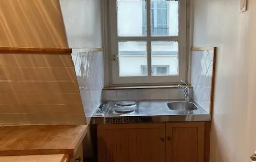 Location Paris Appartement 670cec93a949