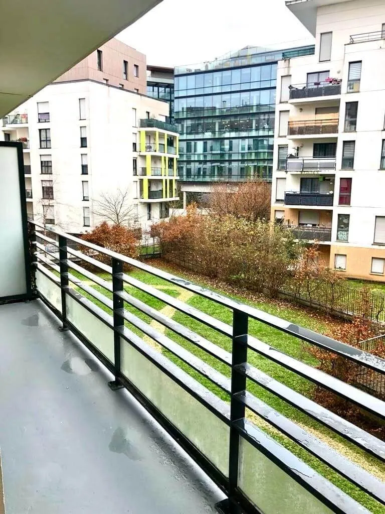 Location Asnières-sur-Seine Appartement 670cf1043b79