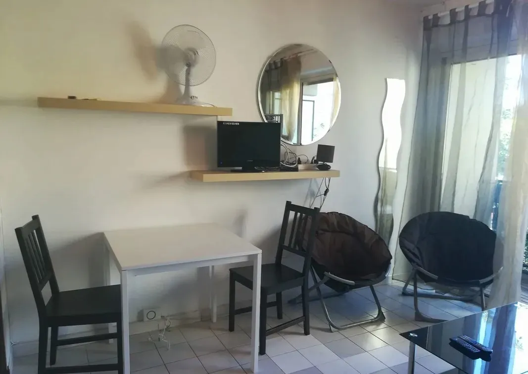 Location Aix-en-Provence Appartement 670cf62e6f1d