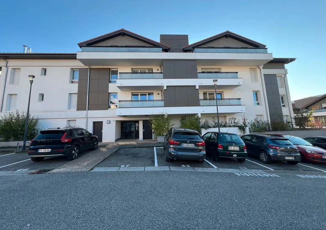 Location Reignier-Ésery Appartement 670cfb867730