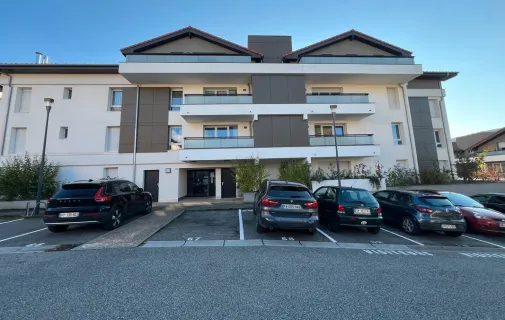 Location Reignier-Ésery Appartement 670cfb867730