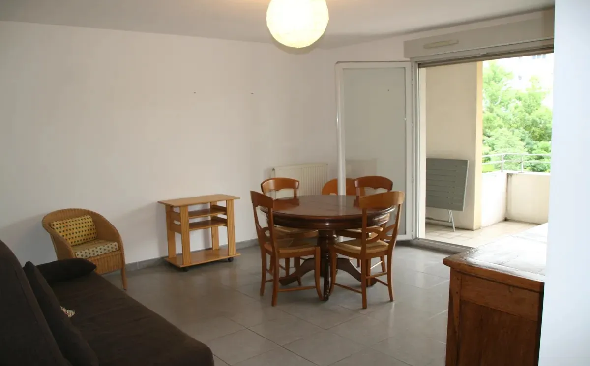 Location Grenoble Appartement 670e2ff3b9de