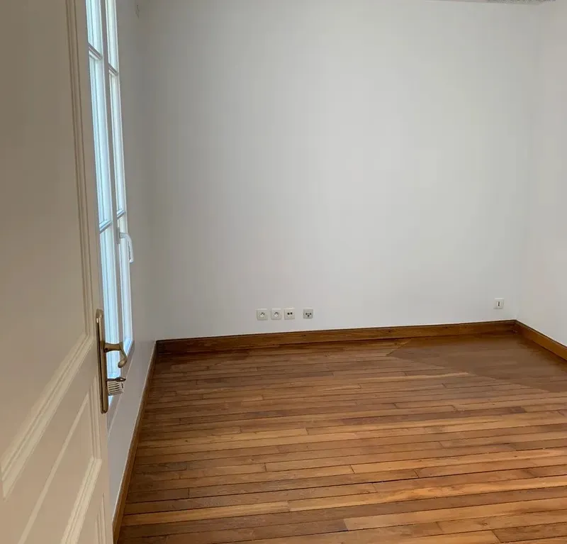 Location Paris Appartement 6711097f6ea8