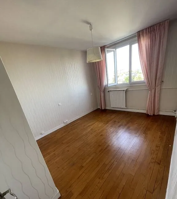 Location Joinville-le-Pont Appartement 6718f937a434