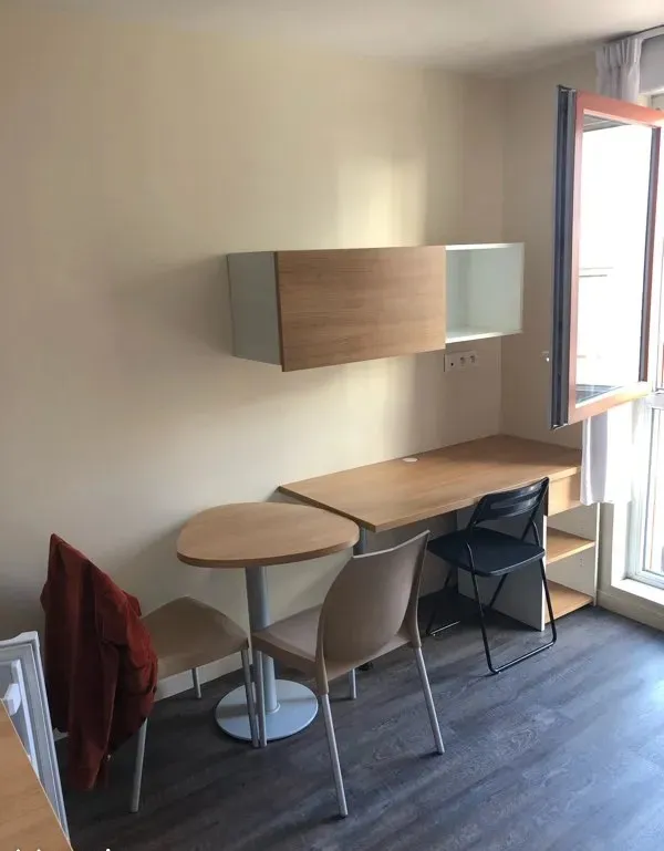 Location Ivry-sur-Seine Appartement 671b5f0e5ec3