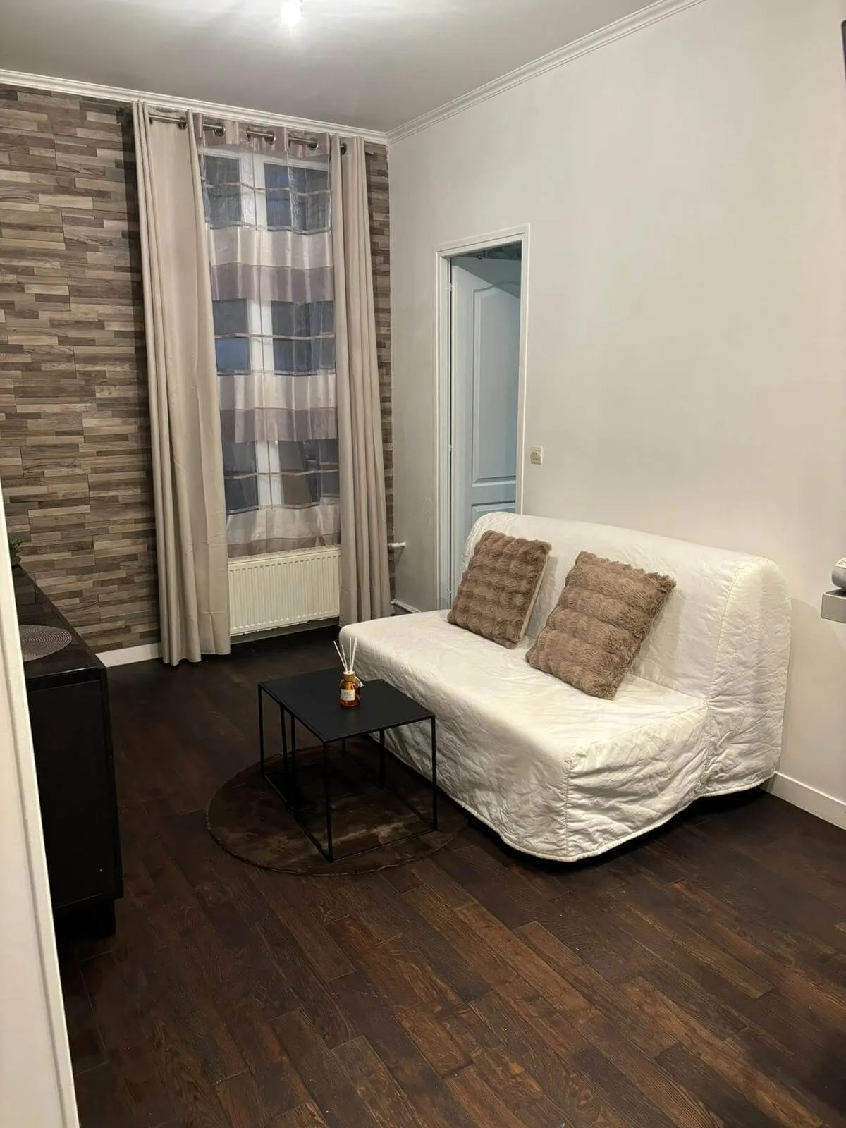 Location Courbevoie Appartement 6720b3e47eb8