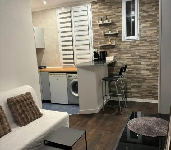 Location Courbevoie Appartement 6720b3e47eb8