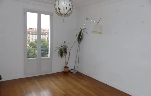 Location Courbevoie Appartement 67220ce45159