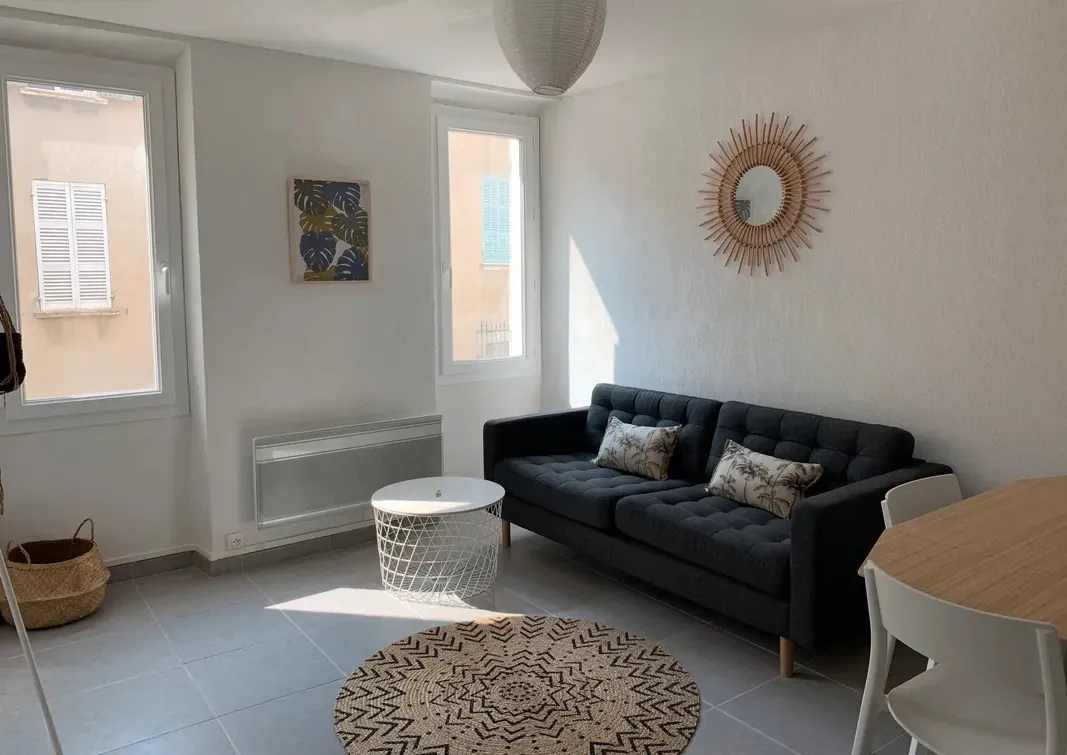 Location La Ciotat Appartement 6729ed3dabde