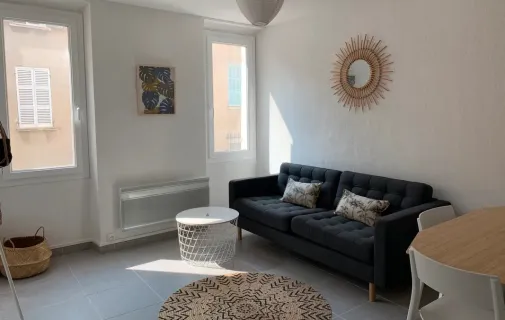 Location La Ciotat Appartement 6729ed3dabde