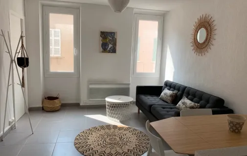 Location La Ciotat Appartement 6729ed3dabde