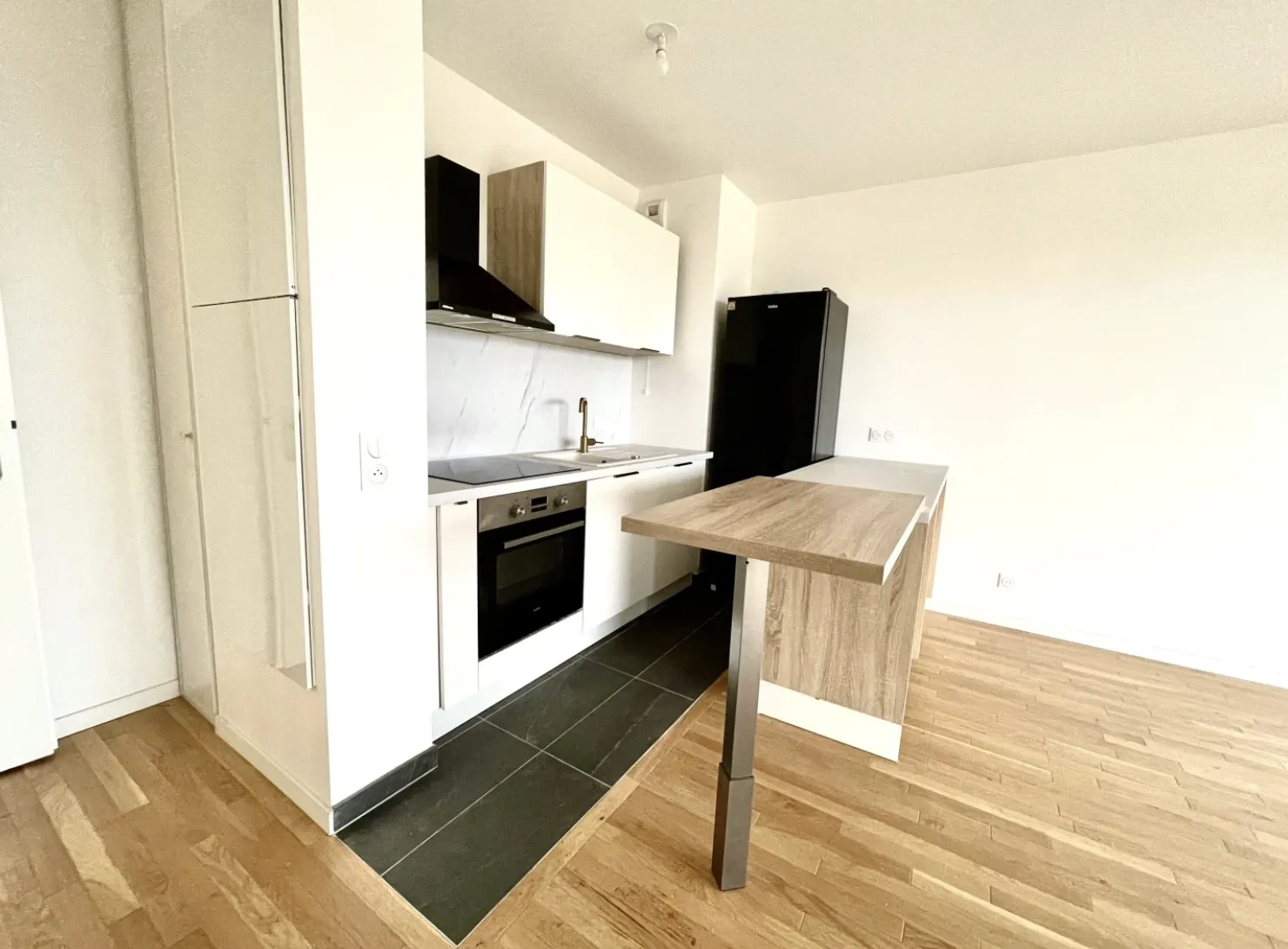 Location Colombes Appartement 672b78f4a1d7