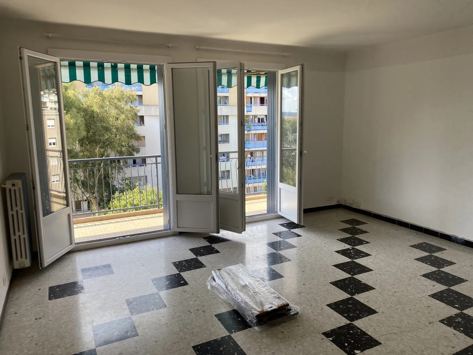 Location Toulon Appartement 67325a2e1faa