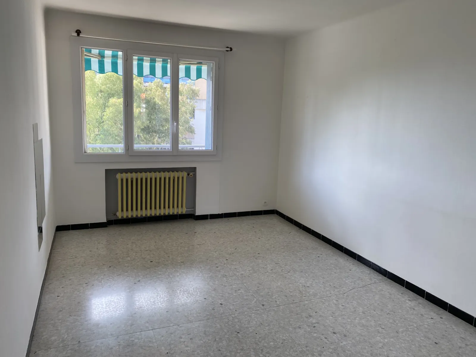 Location Toulon Appartement 67325a2e1faa