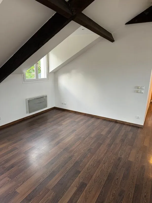 Location Nogent-sur-Marne Appartement 6734cc2bc579