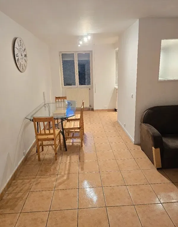 Location Saint-Étienne Appartement 6737125867a7