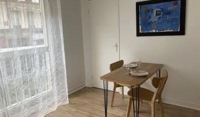 Location Paris Appartement 67384e8ec57b