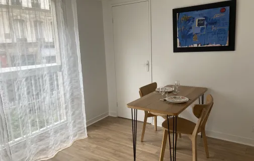 Location Paris Appartement 67384e8ec57b