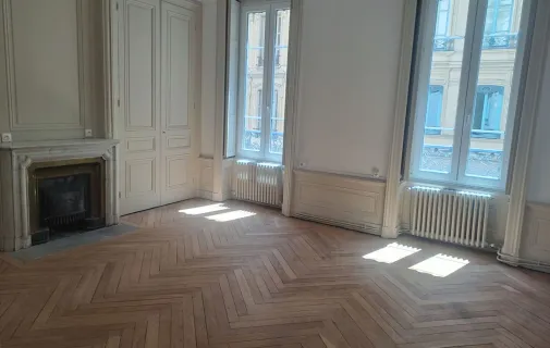 Location Lyon Appartement 67387428d440