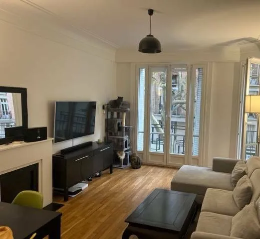 Location Clichy Appartement 673ca65a5abf