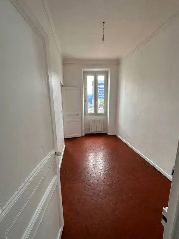 Location Marseille Appartement 674757fbc047