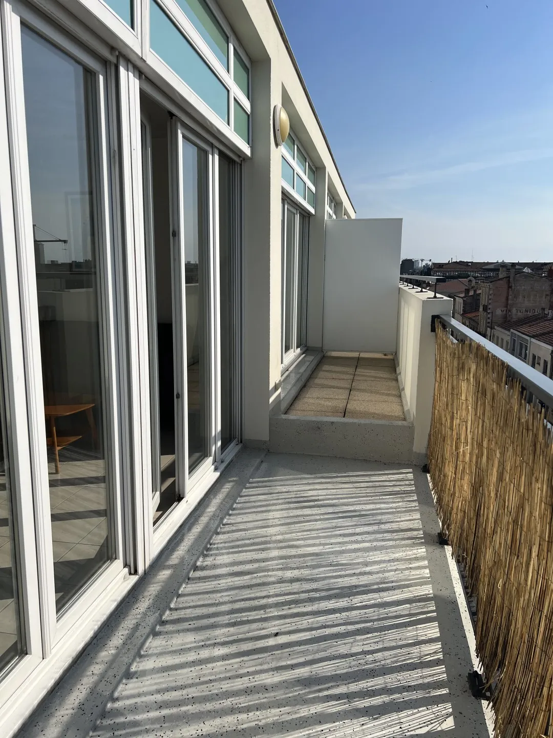 Location Bordeaux Appartement 674dd893e1f2