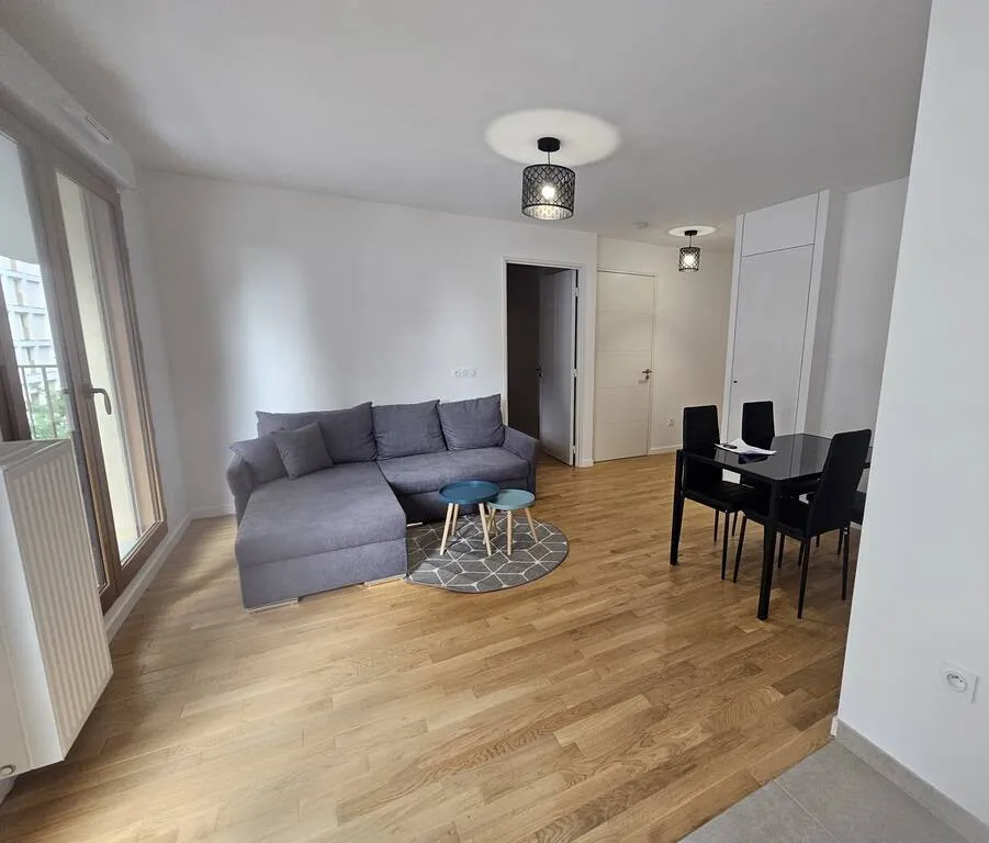 Location Asnières-sur-Seine Appartement 674f16d12b02