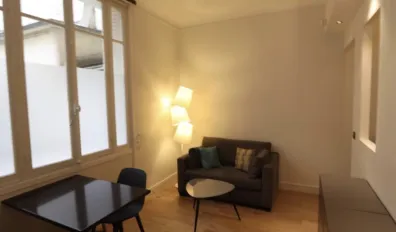 Location Paris Appartement 6750c1d7b380