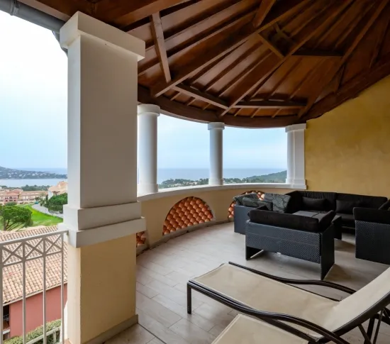 Location Saint-Raphaël Appartement 67517089bf38