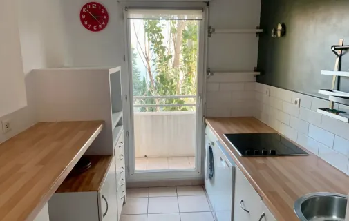 Location Aix-en-Provence Appartement 6751bf440e5e