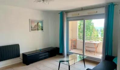 Location Aix-en-Provence Appartement 6751bf440e5e