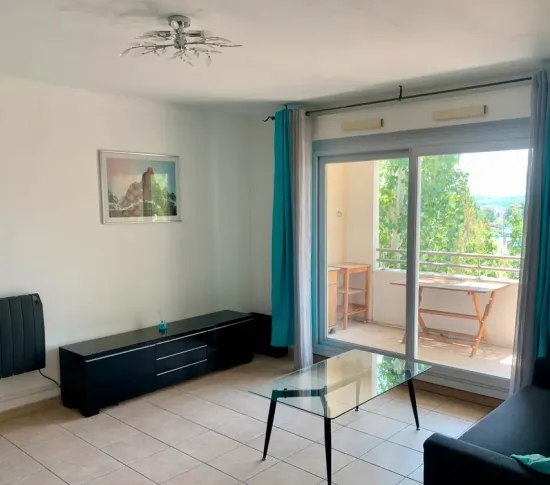 Location Aix-en-Provence Appartement 6751bf440e5e